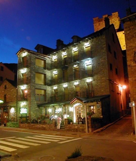 Gabarre Hotel Broto Exterior foto