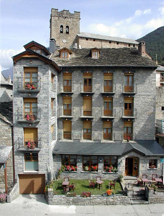Gabarre Hotel Broto Exterior foto